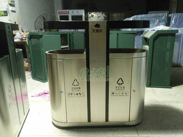 廣西賀州物業(yè)對不銹鋼戶(hù)外垃圾桶的選購