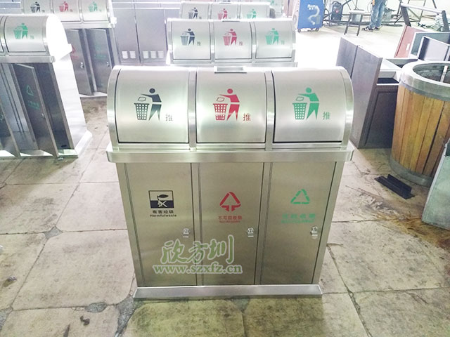 推蓋不銹鋼垃圾桶 保障三亞機場(chǎng)環(huán)境