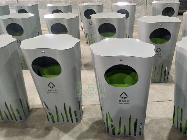 創(chuàng )意異形金屬垃圾桶欣方圳工廠(chǎng)生產(chǎn)圖