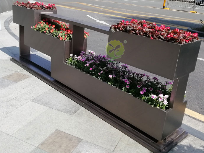 不銹鋼道路隔離花箱馬路景觀(guān)花盆
