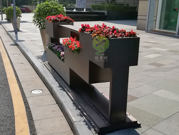 不銹鋼道路隔離花箱馬路景觀(guān)花盆