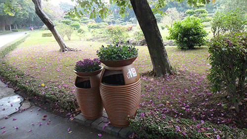  汕頭玻璃鋼花盆垃圾桶，點(diǎn)綴公園好環(huán)境。