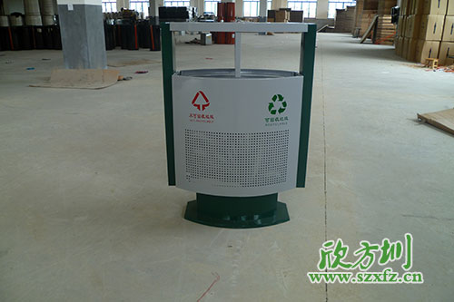 湖北孝感供應商批量訂購欣方圳戶(hù)外鋼板沖孔垃圾桶